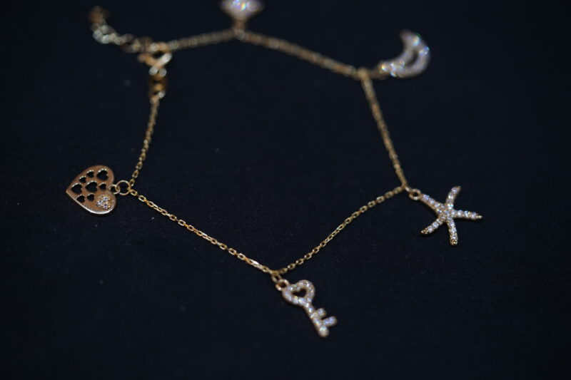 GUILLO DE ORO 14K