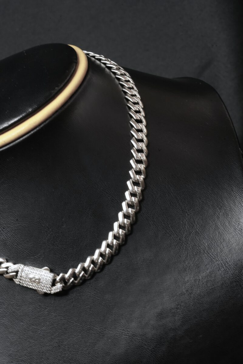 CHOKER EN PLATA 925