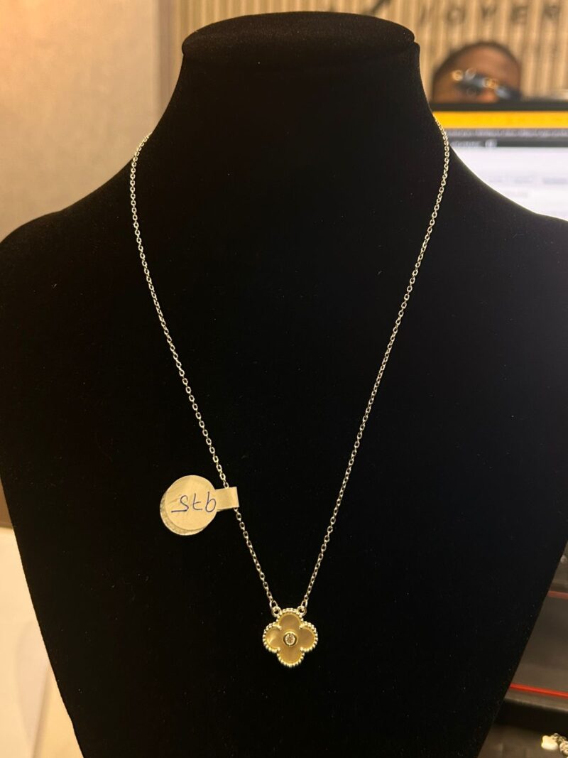 CADENA DE TREBOL EN PLATA 925