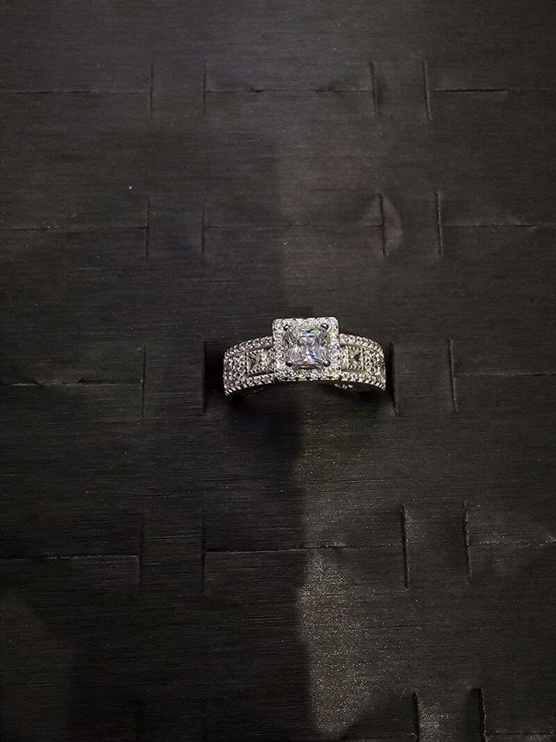 ANILLO DE COMPROMISO EN PLATA 925