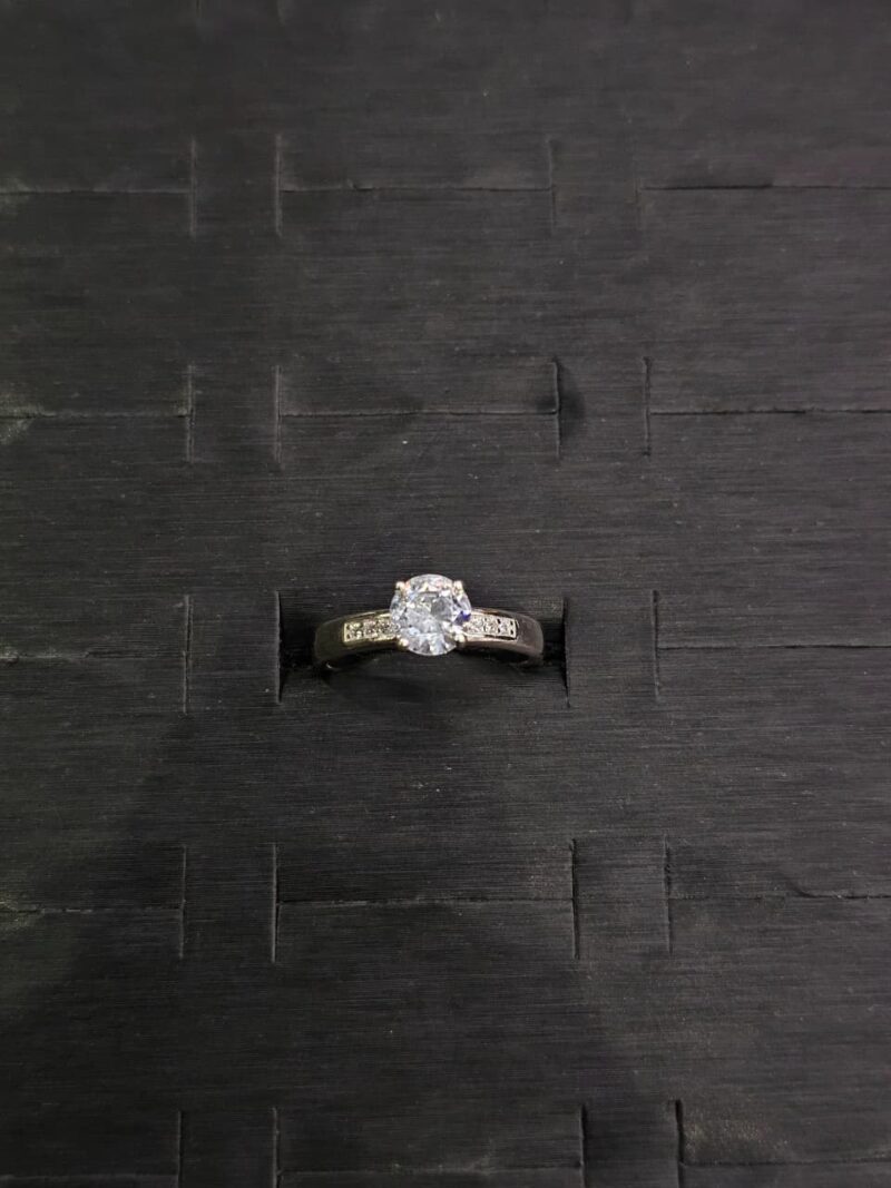 ANILLO DE COMPROMISO EN PLATA 925