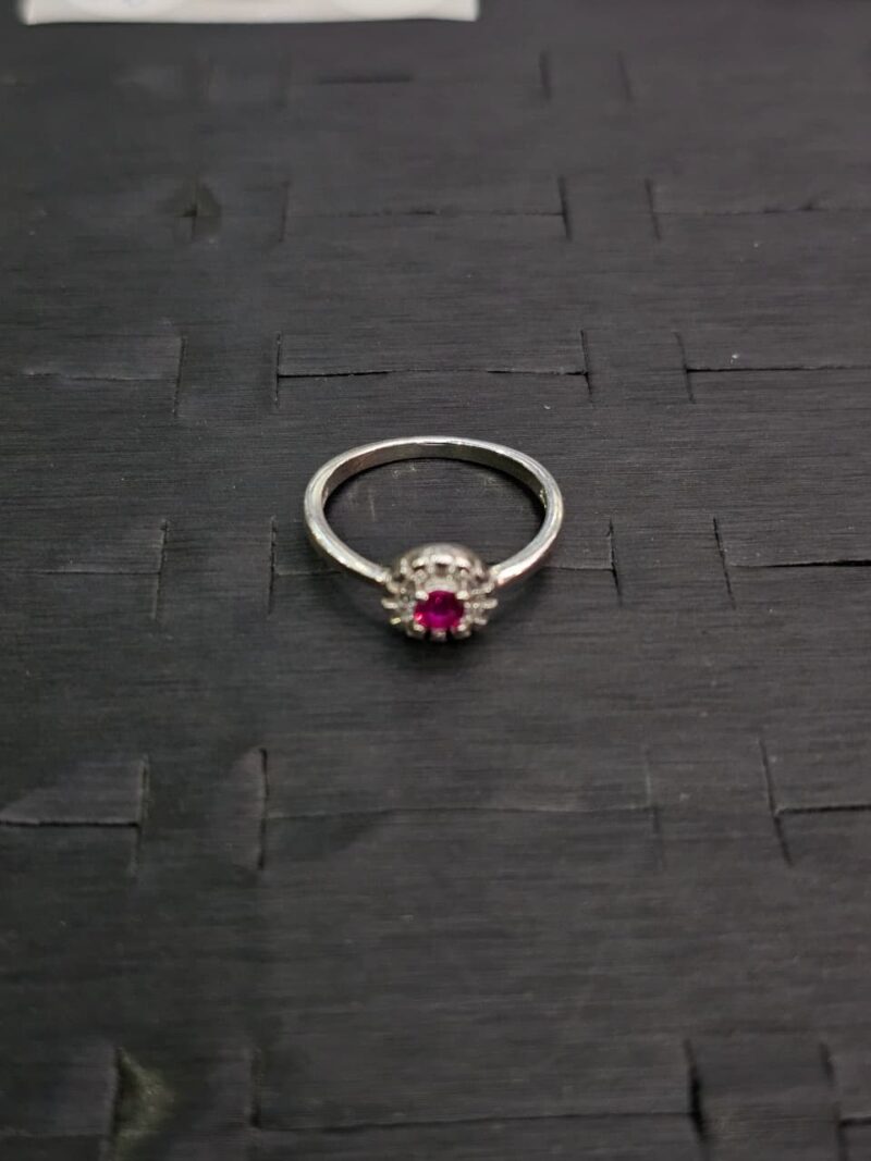 ANILLO EN PLATA 925