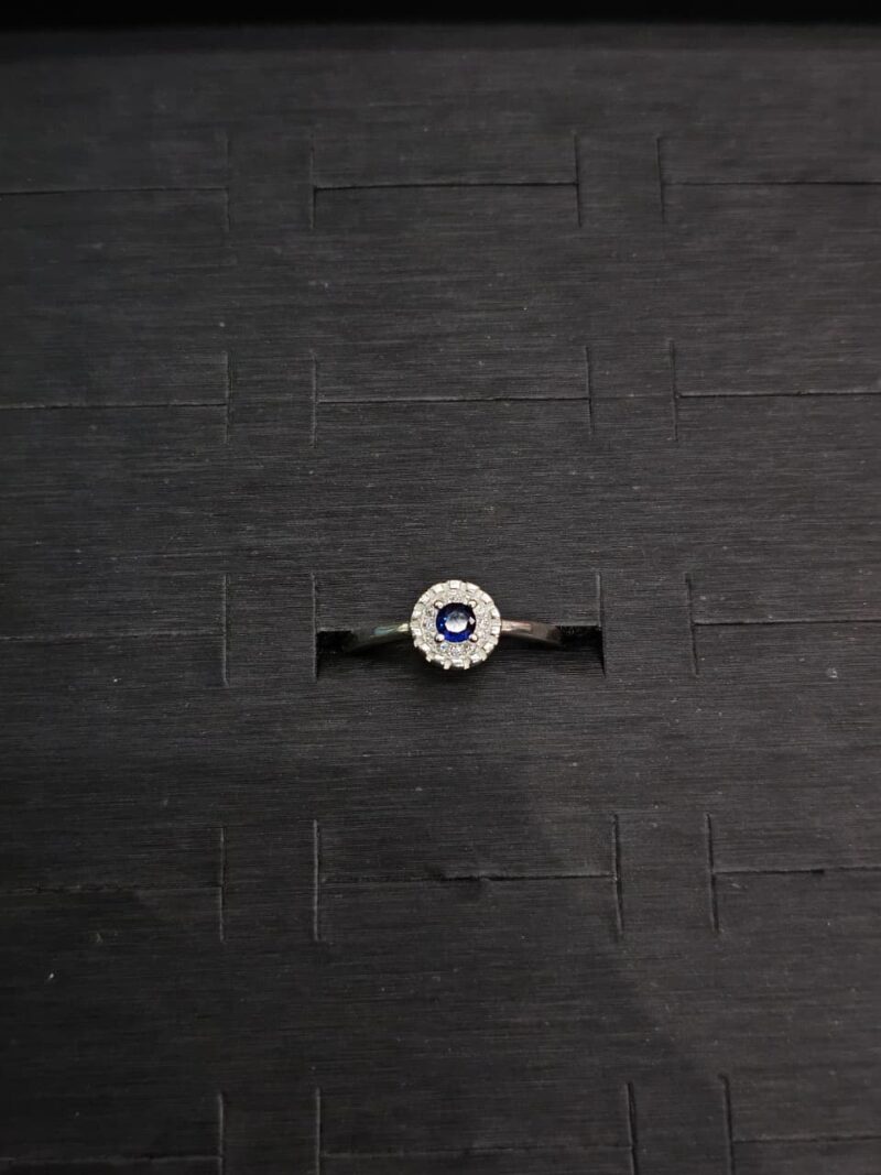 ANILLO EN PLATA 925