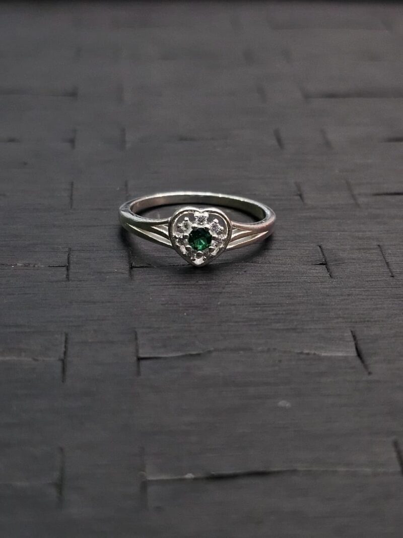 ANILLO DE CORAZON EN PLATA 925