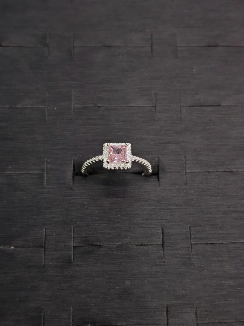 ANILLO EN PLATA 925
