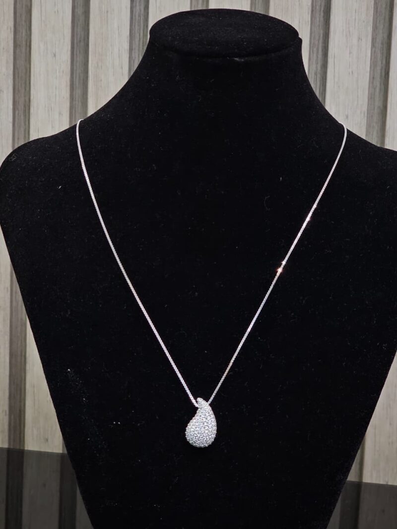 CADENA+MEDALLA DE GOTA EN PLATA 925