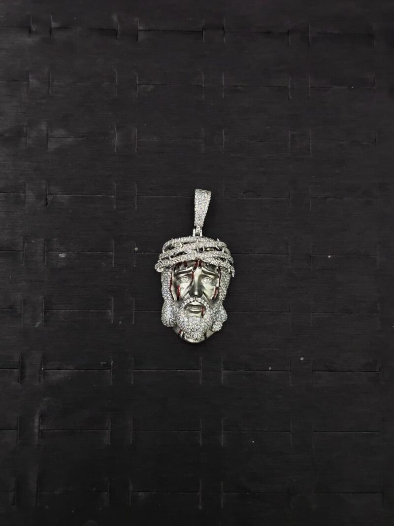 MEDALLA DE CARA DE CRISTO EN PLATA 925
