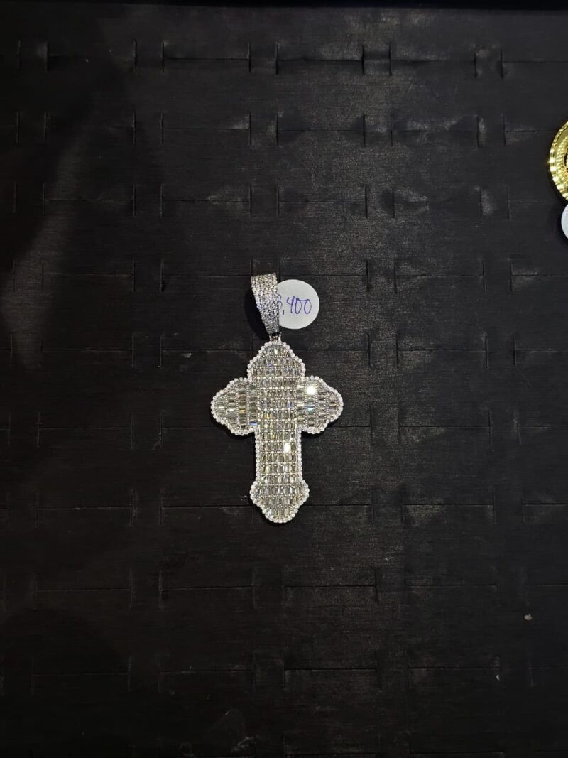MEDALLA DE CRUZ EN PLATA 925