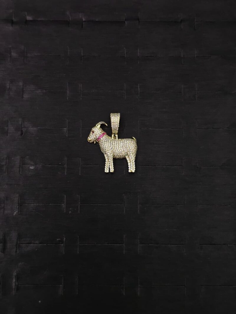MEDALLA DE CABRA EN PLATA 925