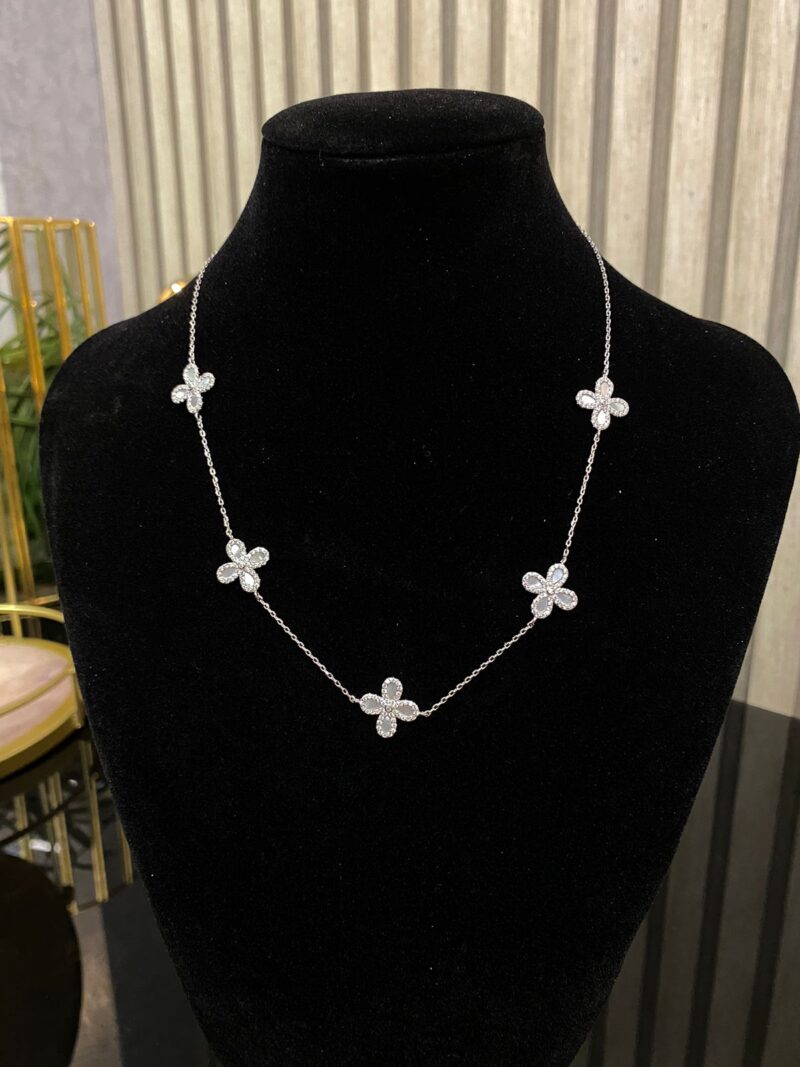 CADENA+MEDALLA DE FLOR EN PLATA 925