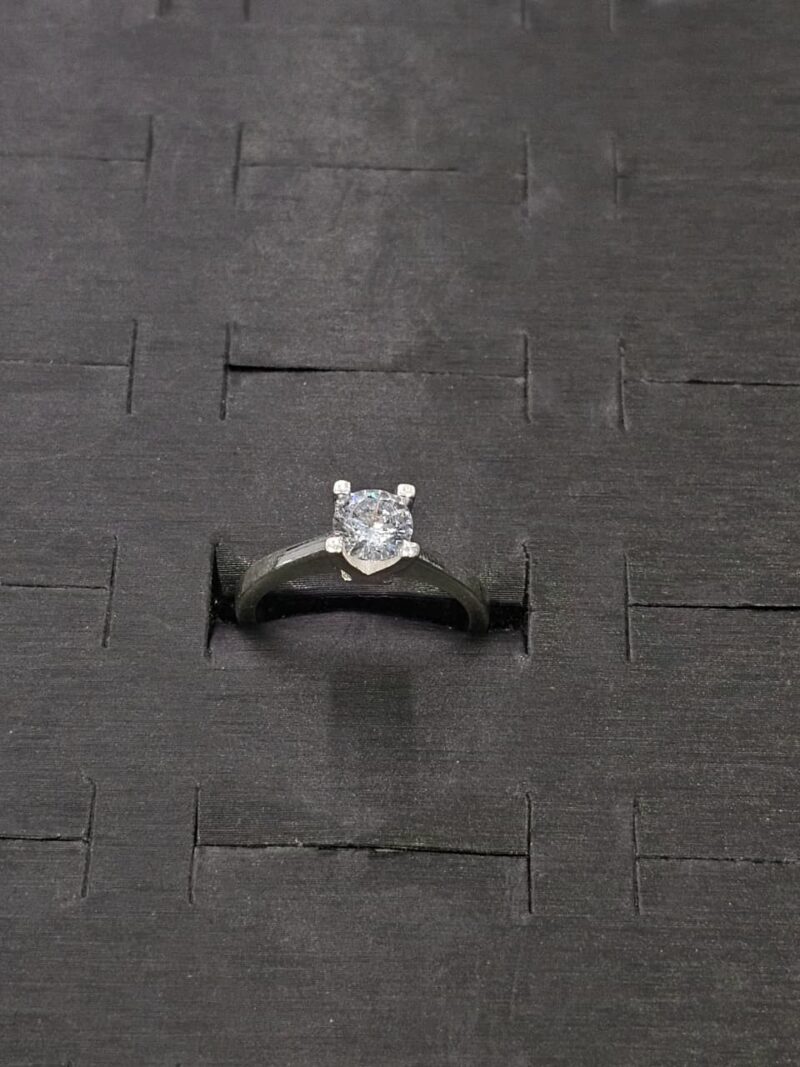 ANILLO DE COMPROMISO EN PLATA 925