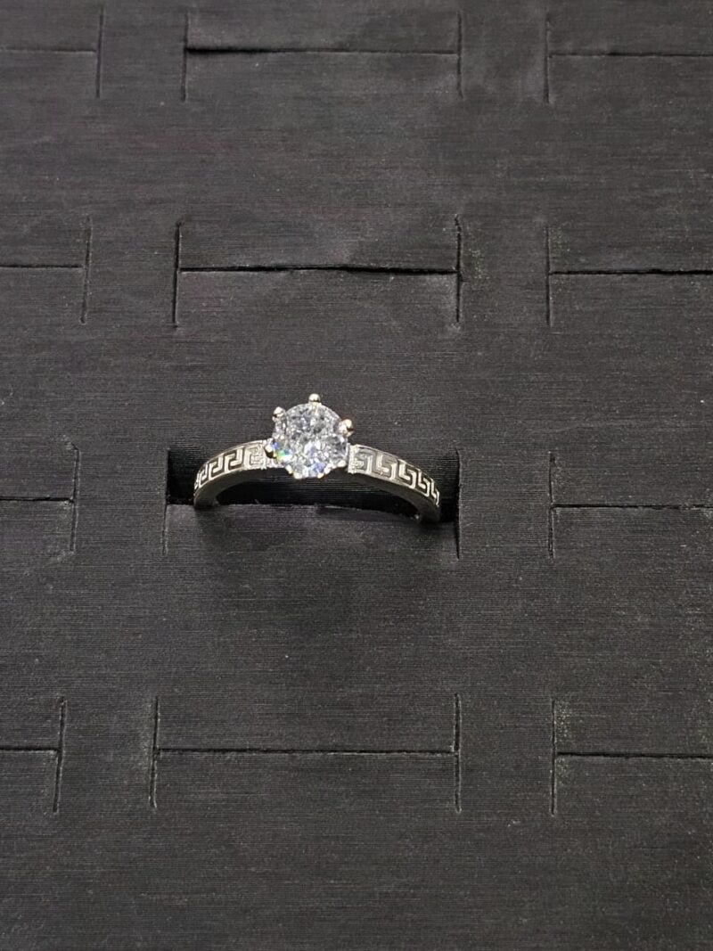 ANILLO DE COMPROMISO EN PLATA 925